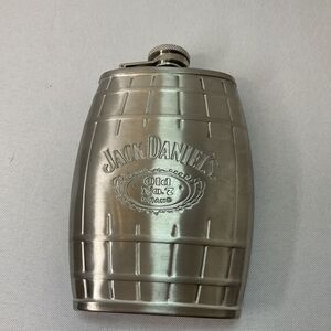 Jack Daniel's Old No. 7 Stainless Steel Barrel Flask‎ 4 oz NEW